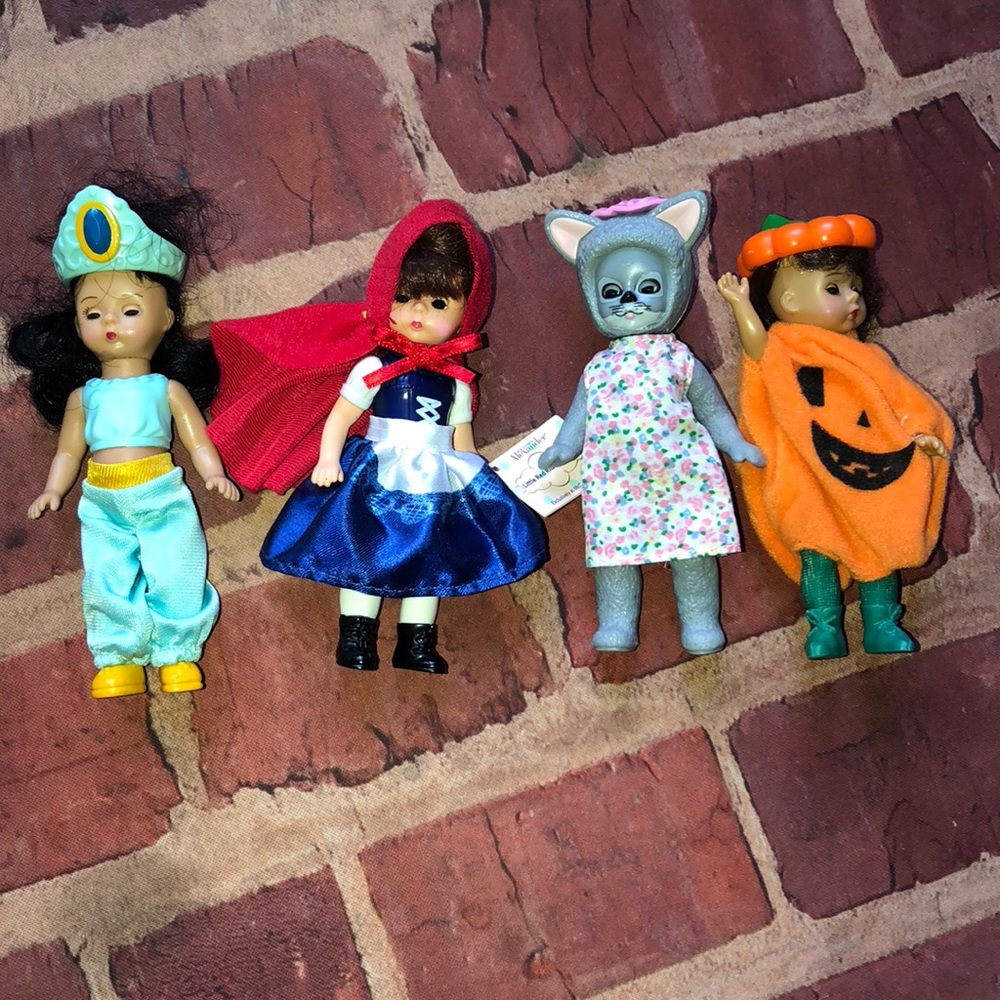 Madame Alexander mini dolls bundle